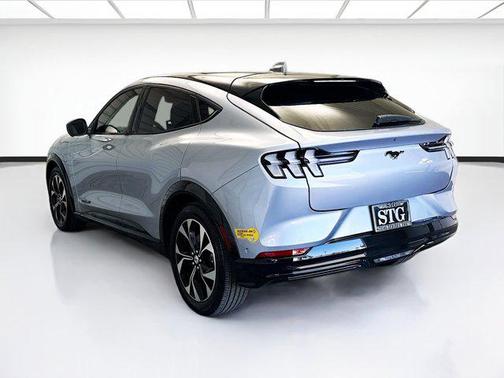 2022 Ford Mustang Mach-E Premium