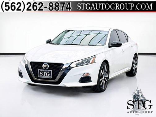 2022 Nissan Altima SR FWD