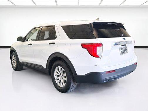 Oxford White 2021 Ford Explorer Base
