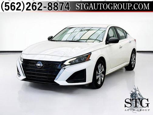 Glacier White 2025 Nissan Altima S FWD