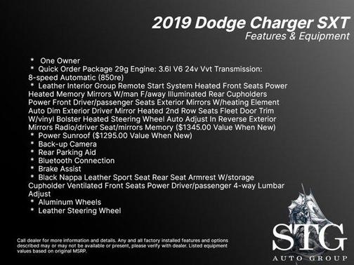 Photo 2 of 31 of 2019 Dodge Charger SXT