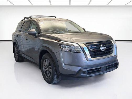 2022 Nissan Pathfinder SV 2WD
