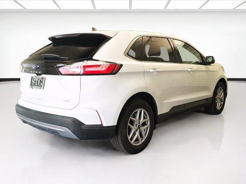 Oxford White 2023 Ford Edge SEL