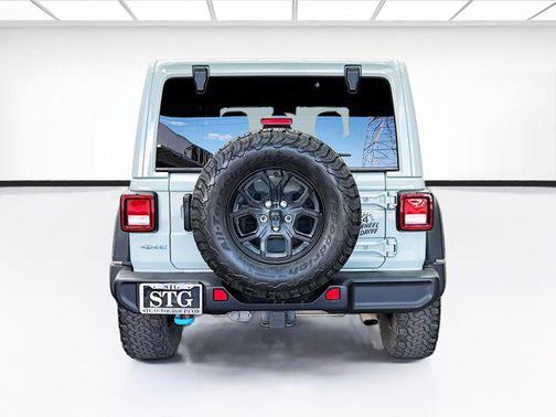 Earl Clearcoat 2024 Jeep Wrangler 4xe Willys