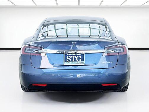 Midnight Silver Metallic 2021 Tesla Model S Long Range