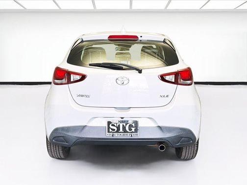 2020 Toyota Yaris Sedan XLE