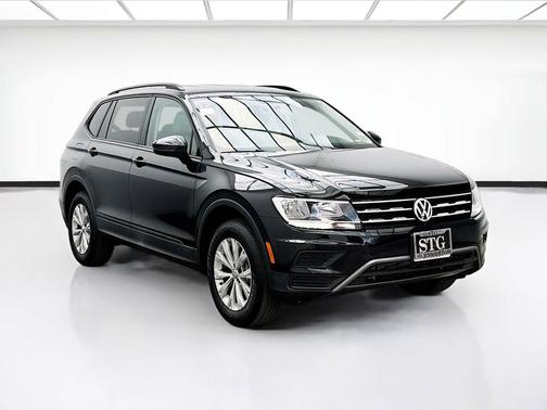 Deep Black Pearl 2020 Volkswagen Tiguan 2.0T S