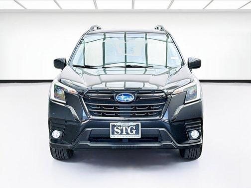 Crystal Black Silica 2023 Subaru Forester Premium