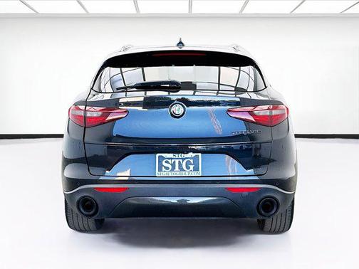 2020 Alfa Romeo Stelvio Base