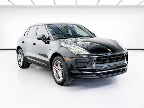 Black 2022 Porsche Macan Macan