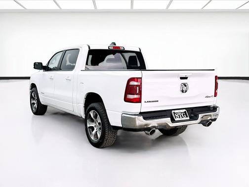 Bright White Clearcoat 2024 RAM 1500 Laramie