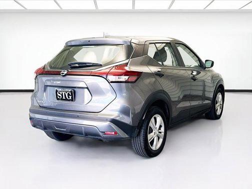 2023 Nissan Kicks S