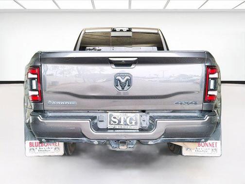 Granite Crystal Metallic Clearcoat 2022 RAM 3500 Laramie Mega Cab 4x4 6'4' Box