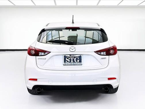 Snowflake White Pearl Mica 2018 Mazda Mazda3 Sport