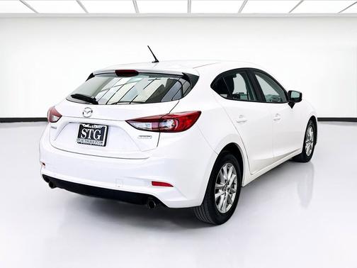 Snowflake White Pearl Mica 2018 Mazda Mazda3 Sport
