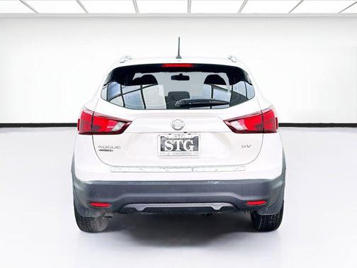 2017 Nissan Rogue Sport SV