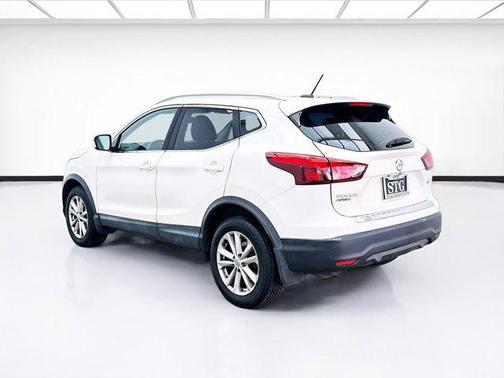 2017 Nissan Rogue Sport SV