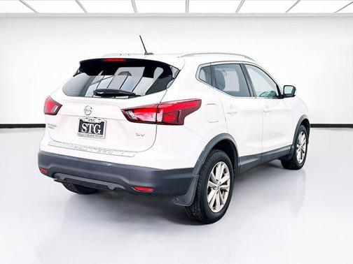 2017 Nissan Rogue Sport SV