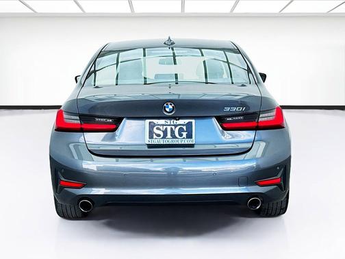 Mineral Grey Metallic 2022 BMW 330 330i
