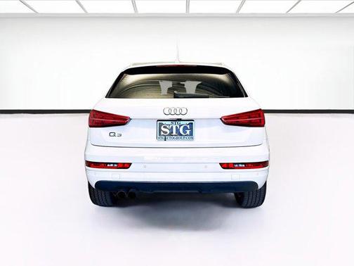 2017 Audi Q3 2.0T Premium