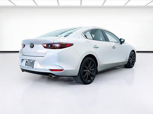 Platinum Quartz Metallic 2024 Mazda Mazda3 2.5 S Select Sport