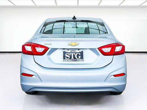 2017 Chevrolet Cruze LS