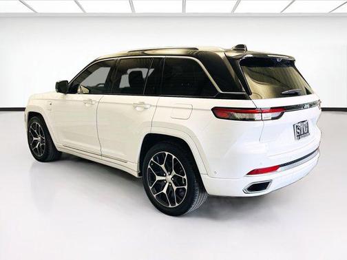 Bright White Clearcoat 2023 Jeep Grand Cherokee 4xe Summit Reserve