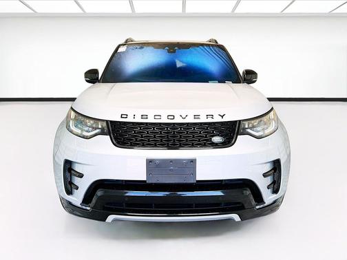 Silver 2020 Land Rover Discovery Landmark Edition