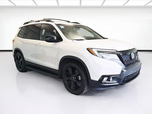 White Diamond Pearl 2019 Honda Passport Elite
