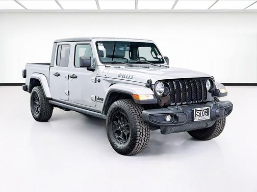 Billet Silver Metallic Clearcoat 2021 Jeep Gladiator Willys 4x4