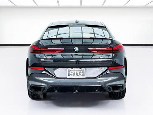 2021 BMW X6 sDrive40i