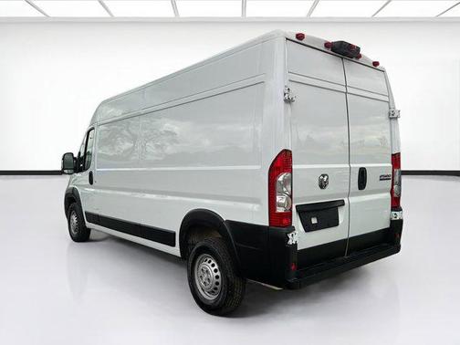 Bright White Clearcoat 2024 RAM ProMaster 2500 Tradesman