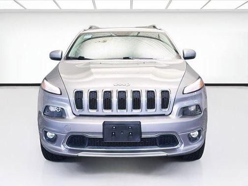 2017 Jeep Cherokee Overland