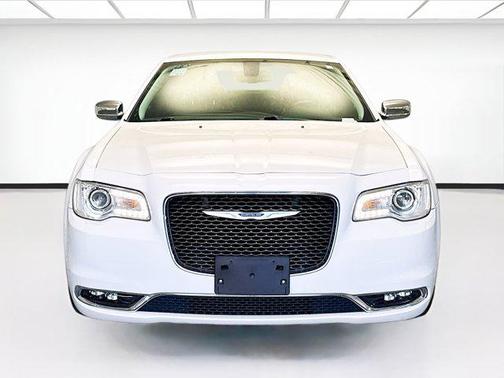 2019 Chrysler 300 Limited