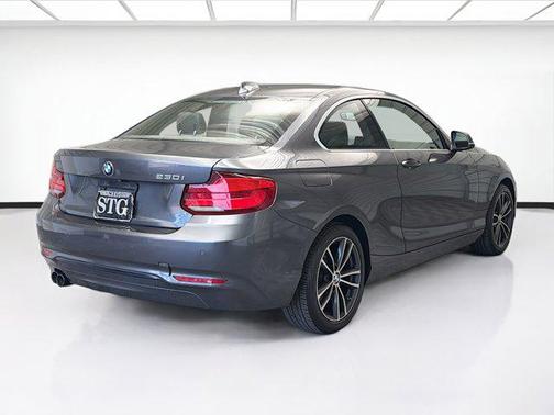 2019 BMW 230 230i