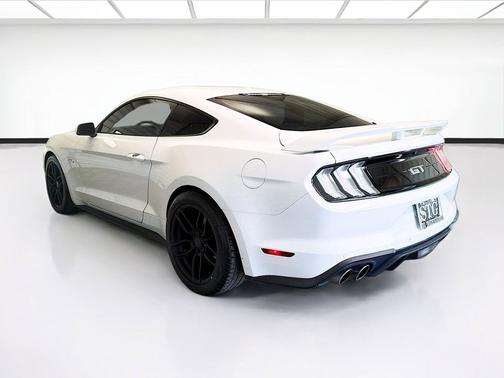 Oxford White 2020 Ford Mustang GT Premium