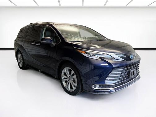 Blueprint 2022 Toyota Sienna Platinum