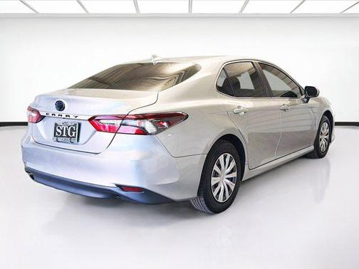 2022 Toyota Camry LE