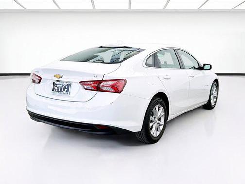 Summit White 2019 Chevrolet Malibu LT