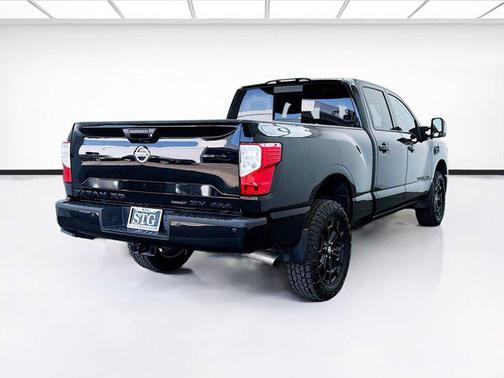 2018 Nissan Titan XD SV