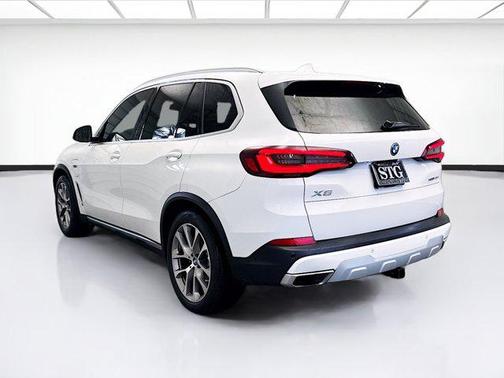 2022 BMW X5 PHEV xDrive45e
