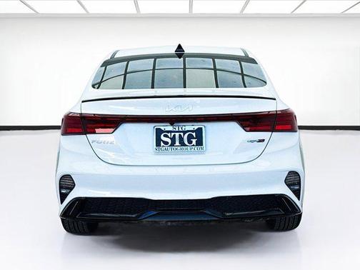 2022 Kia Forte GT-Line