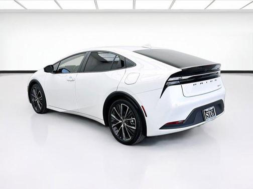 Wind Chill Pearl 2025 Toyota Prius Plug-In Hybrid SE