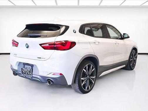 2021 BMW X2 sDrive28i