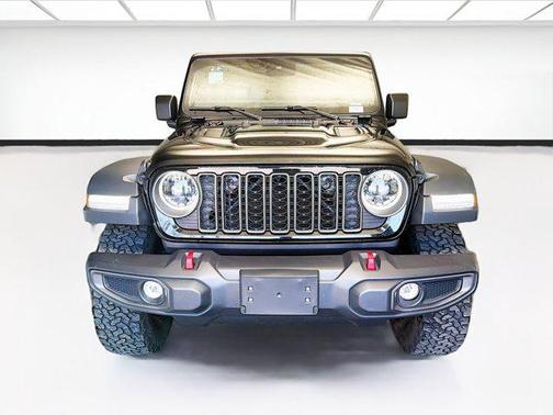 Black Clearcoat 2025 Jeep Wrangler Rubicon