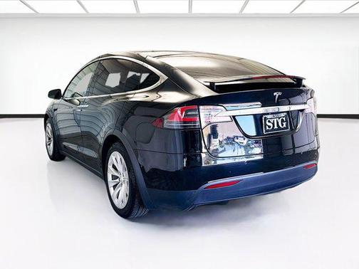 2017 Tesla Model X 75D