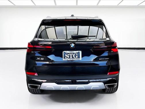 Black Sapphire Metallic 2025 BMW X5 sDrive40i