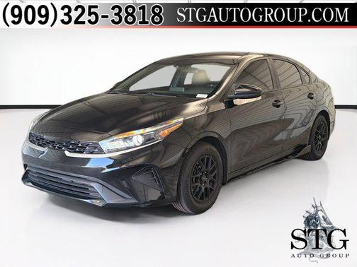 Aurora Black 2023 Kia Forte LX