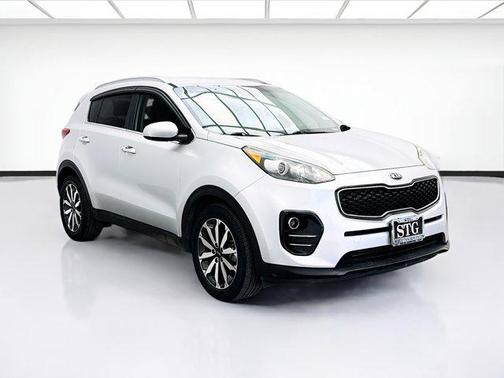 Sparkling Silver 2017 Kia Sportage EX
