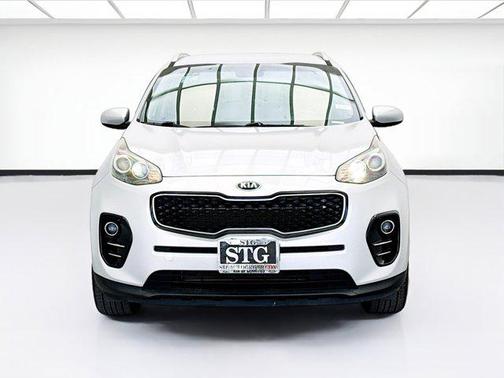 Sparkling Silver 2017 Kia Sportage EX